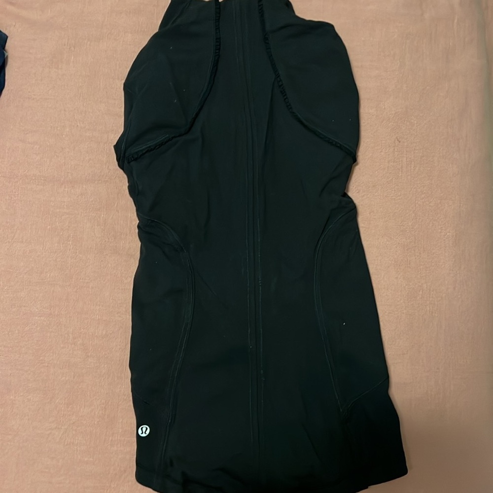 Lululemon jacket - Picture 4 of 4